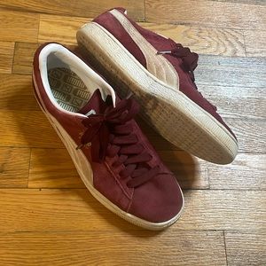 Puma Classics in Burgundy. Men’s size 9.